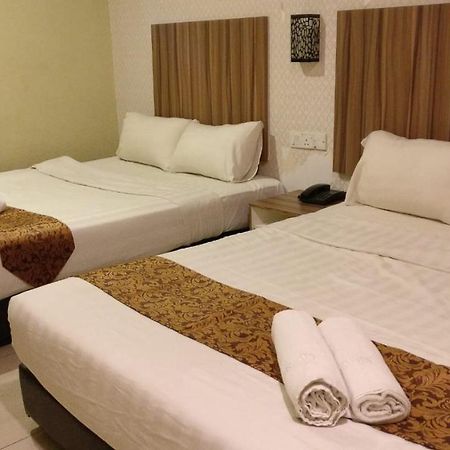 101 Lake View Hotel Puchong Kültér fotó